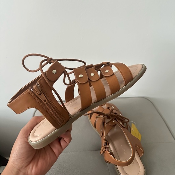 Denver Hayes Brown Leather Gladiator Sandals - Picture 6 of 7